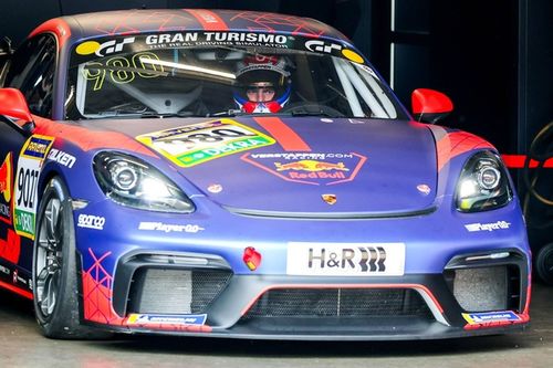 Verstappen cumpli&oacute; su parte en Nordschleife, pero necesitar&aacute; una excepci&oacute;n