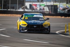 NASCAR Brasil: Ibiapina segura Tozzo e vence classificatória da categoria Challenge