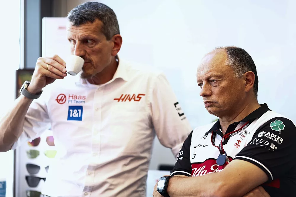 Guenther Steiner, Team Principal, Haas F1, and Frederic Vasseur, Team Principal, Alfa Romeo Racing 