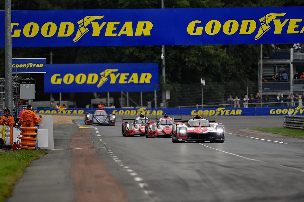 #7 Toyota Gazoo Racing Toyota GR010 - Hybrid Hypercar, Mike Conway, Kamui Kobayashi, Jose Maria Lopez