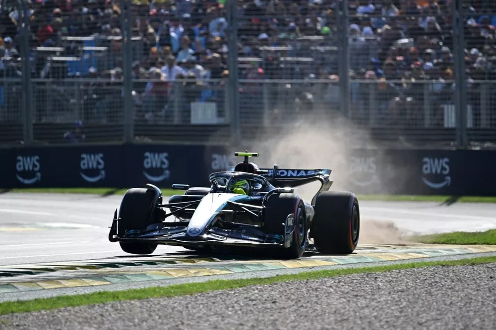 Lewis Hamilton, Mercedes F1 W15