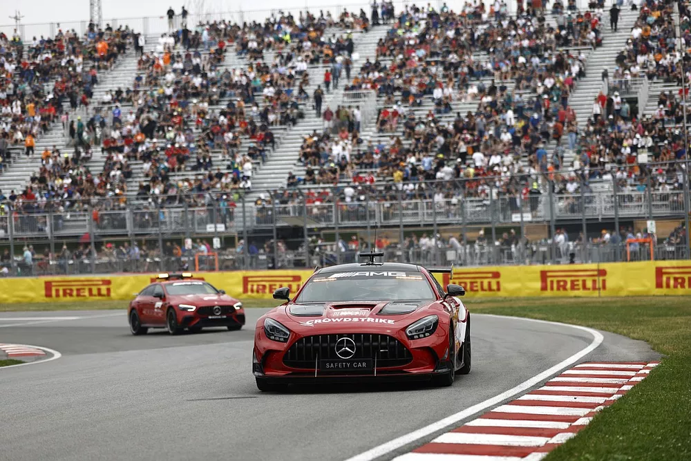 El Safety Car en pista