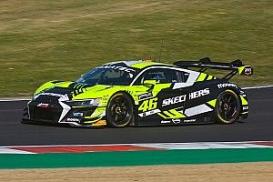 Rossi explica en qué debe trabajar para mejorar en los coches de GT