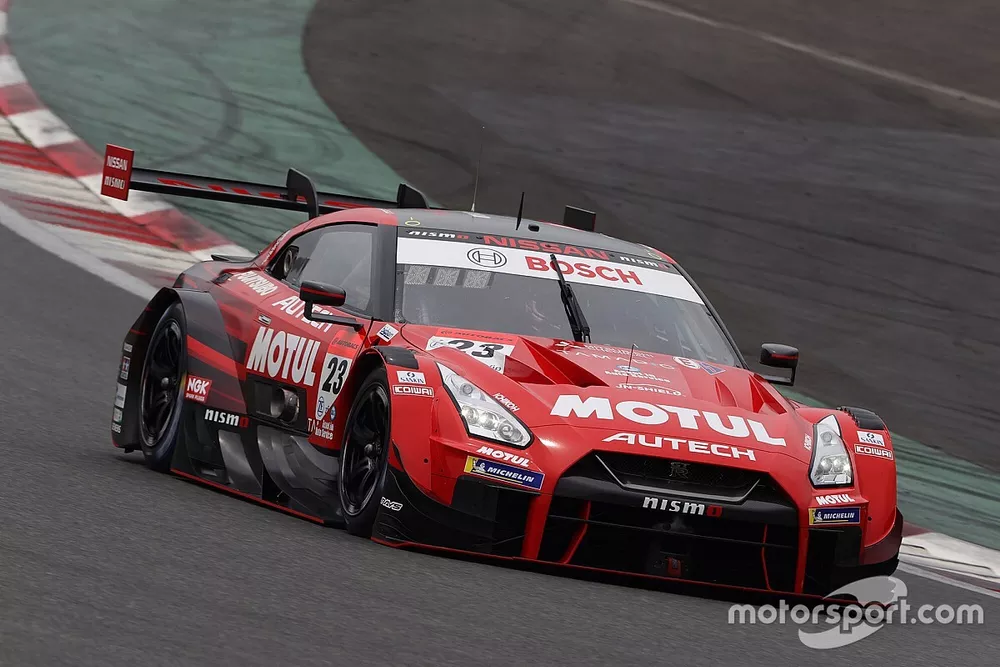 #23 MOTUL AUTECH GT-R