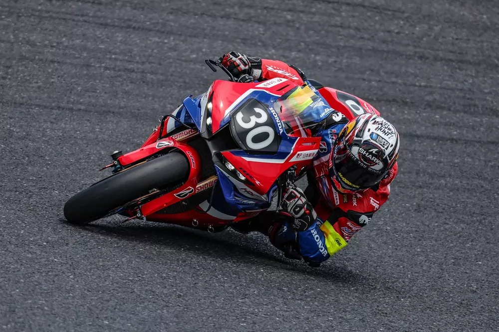 #30 Team HRC with Japan Post