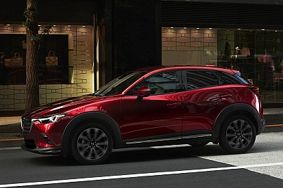 Нова Mazda CX-3 виросте та отримає потужніший двигун
