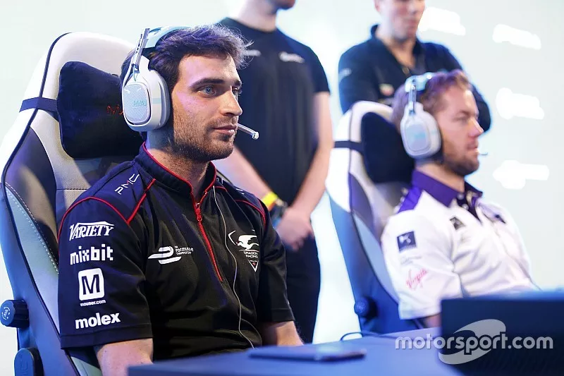 Jérôme D'Ambrosio, Dragon Racing, e Sam Bird, DS Virgin Racing