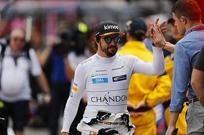 Alonso mindent belead, amit csak tud, de ez is kevés
