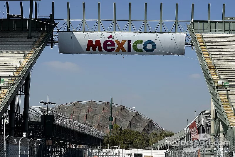Mexico atmosphere