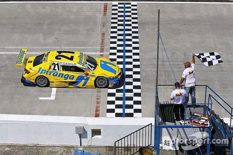 Thiago Camilo vence corrida 2