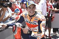 Crutchlow: "Márquez nos hace parecer idiotas a los demás"