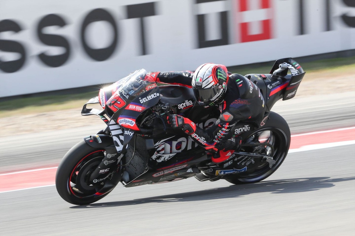 Bezzecchi pénalisé pour avoir gêné Márquez en Q2