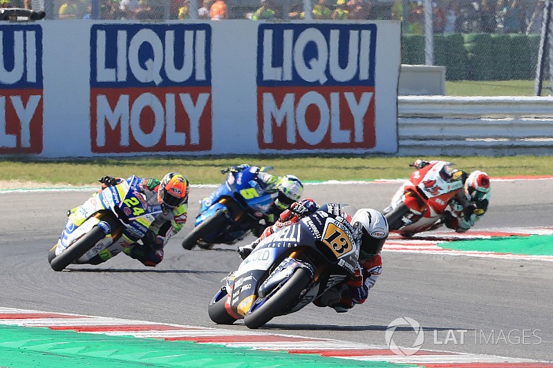 Команда Moto2 уволила гонщика Фенати после скандала в Мизано
