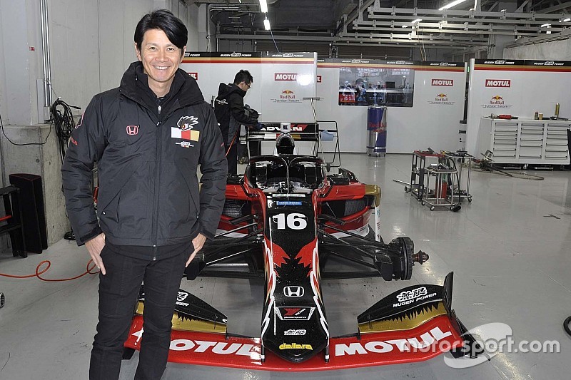 TEAM MUGENの監督に就任。中野信治の多忙な1年が始まる