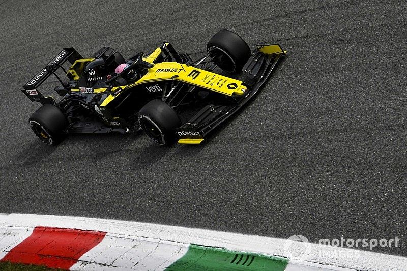 Daniel Ricciardo, Renault F1 Team R.S.19