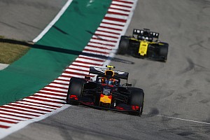 Red Bull califica de "fenomenal" la carrera de Albon en Austin