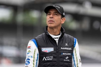 Castroneves analisa novo sistema de arbitragem da Indy e projeta 2026, com ajuda a Collet