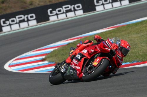 MotoGP: Largando em quarto, Marc Márquez supera o irmão e vence sprint na Áustria 