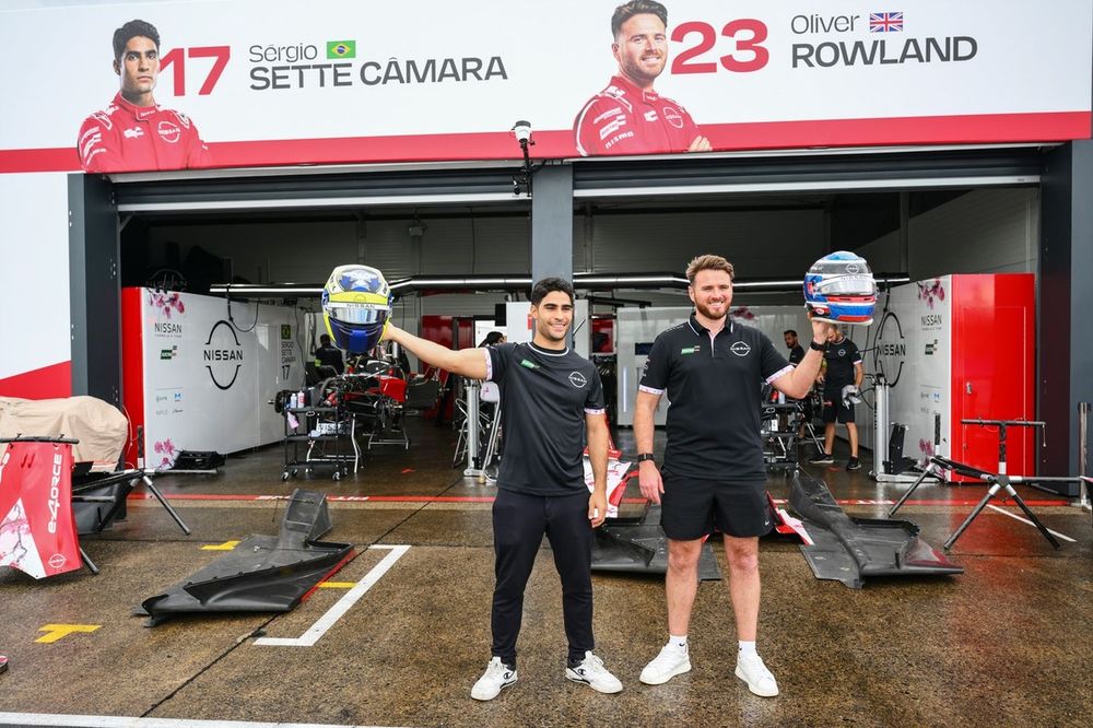 Sergio Sette Camara , Nissan Formula E Team, Oliver Rowland , Nissan Formula E Team