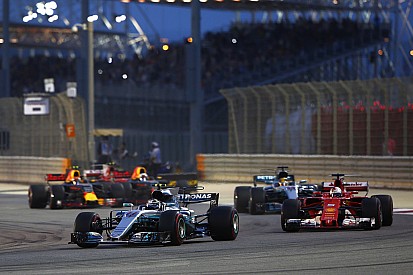 Course - À Vettel la victoire, à Hamilton les regrets