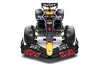 «RB19 будет другой». Хорнер признал, что Red Bull показала в Нью-Йорке макет