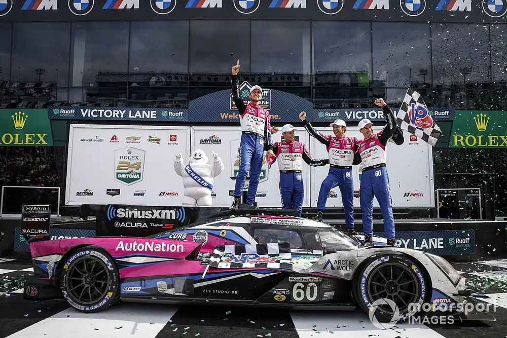 #60 Meyer Shank Racing w/ Curb Agajanian Acura ARX-06: Tom Blomqvist, Colin Braun, Helio Castroneves, Simon Pagenaud