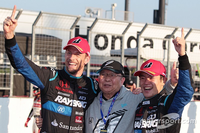 Button cree que su título en Super GT es
