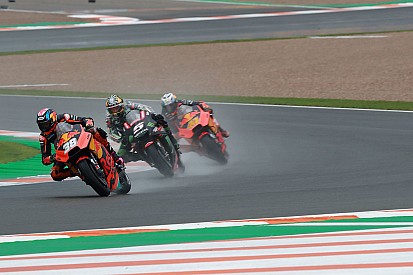 Smith bezorgd over "gevaarlijke omstandigheden" in Valencia