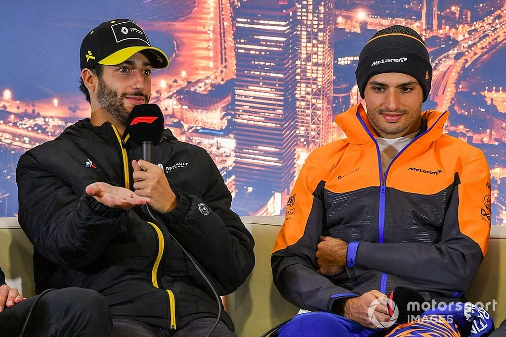Daniel Ricciardo, Renault F1, and Carlos Sainz Jr., McLaren, in the press conference