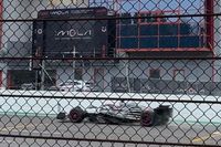 Racing Bulls empieza el trabajo de F1 2025 camuflados con Tsunoda