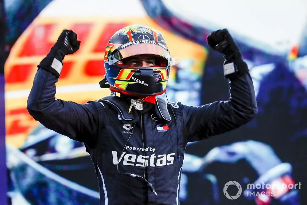 Stoffel Vandoorne, Mercedes Benz EQ, 1st position