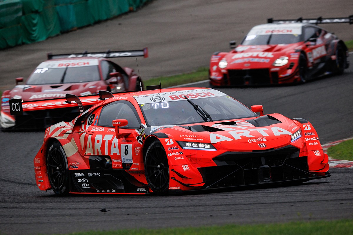 TIME to RACE 大型本 黒山健一とTY-E、3年目の初優勝 R3もてぎ大会 - TRJ MFJ全日本