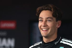 F1 - Russell traça paralelo com Schumacher e confessa: 'Achei que já teria brigado pelo campeonato'