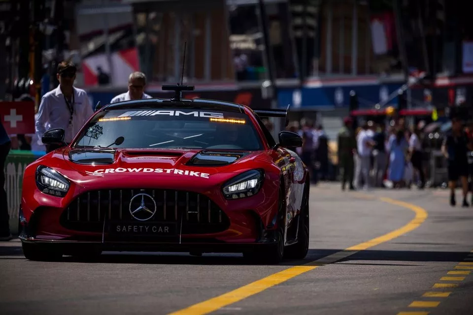AMG Mercedes safety car 