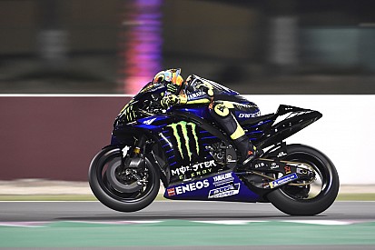 Látványos éjszakai képek a MotoGP katari tesztjéről