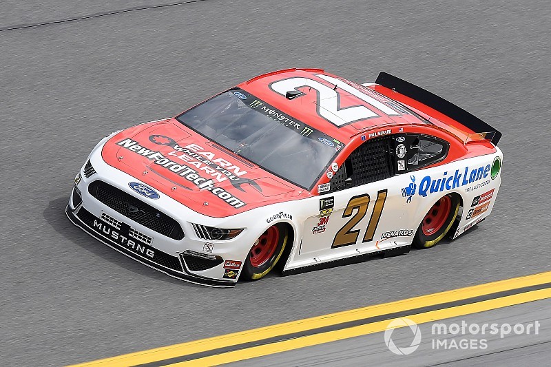 Paul Menard, Kyle Busch on front row for the Daytona Clash