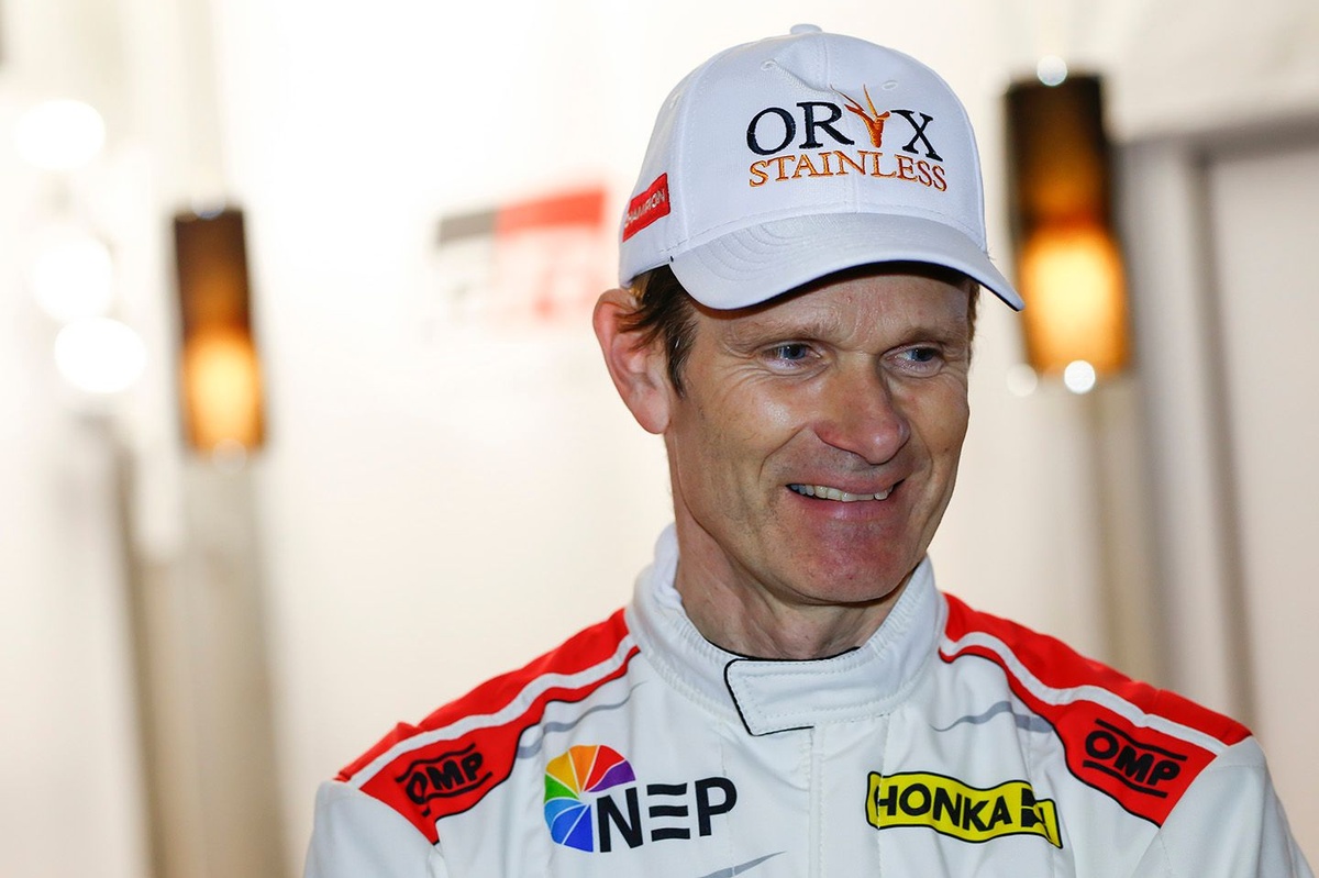 Ciągnie Gronholma do lasu