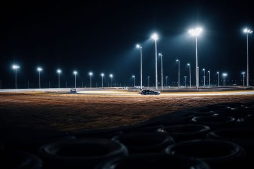 VÍDEO Stock Car: Forte ventania deixa feridos e muda programação de Cuiabá