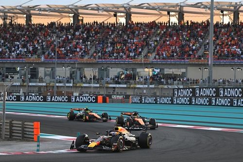 Marko culpa a Tsunoda de que Verstappen no lograra el Mundial en Abu Dabi