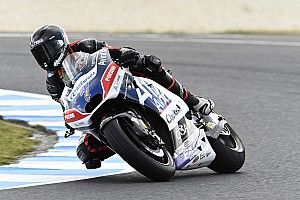 Oficial: Jones sustituye a Bautista en Australia