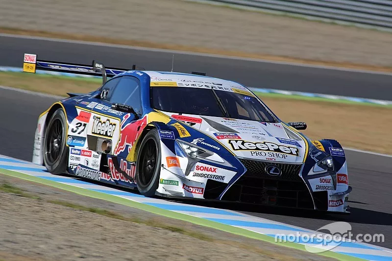#37 KeePer TOM'S LC500