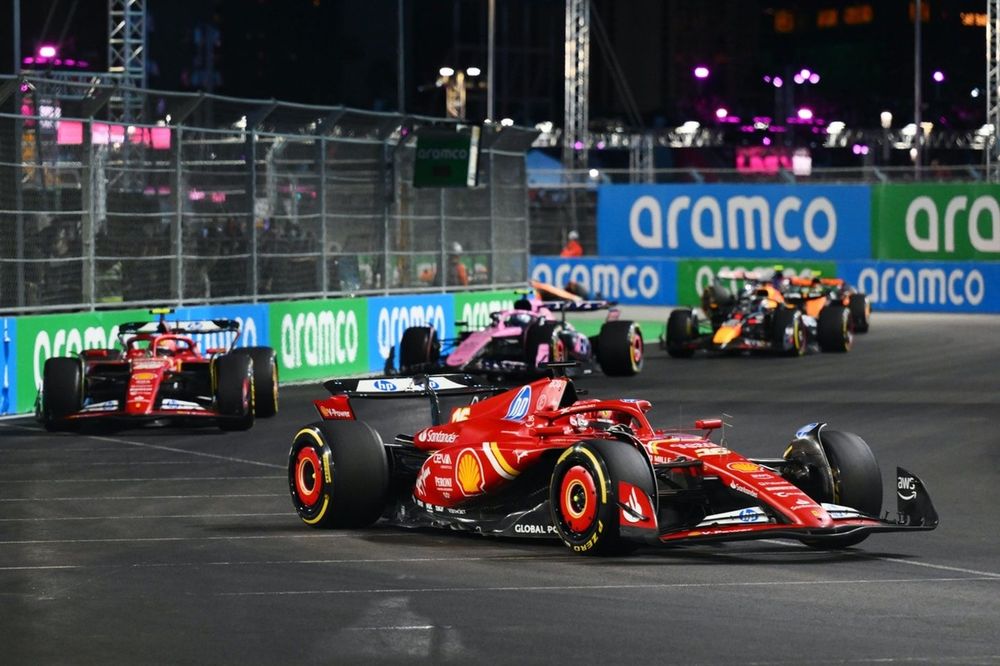 Charles Leclerc, Ferrari SF-24, Carlos Sainz, Ferrari SF-24, Pierre Gasly, Alpine A524