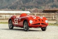 El primer modelo dise&ntilde;ado por Nuccio Bertone se vende... y mucho m&aacute;s