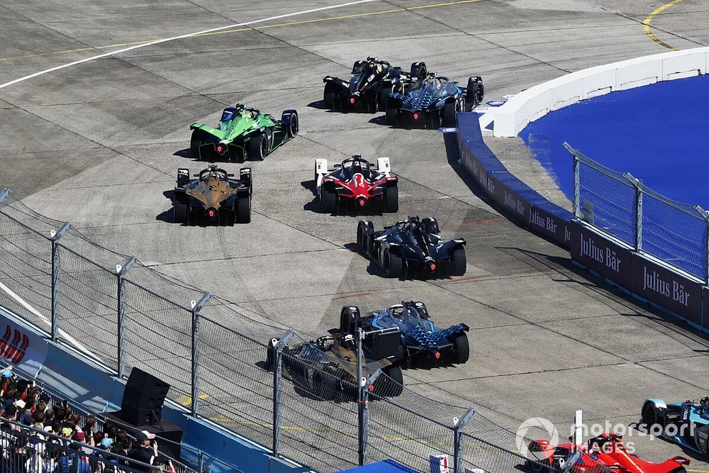Edoardo Mortara, Venturi Racing, Silver Arrow 02, Stoffel Vandoorne, Mercedes-Benz EQ, EQ Silver Arrow 02, Robin Frijns, Envision Racing, Audi e-tron FE07, en la salida