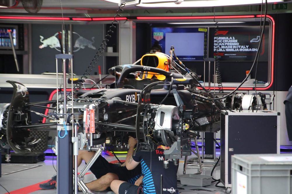 Detalle t&eacute;cnico del Red Bull Racing RB20