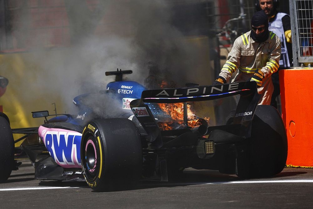 Pierre Gasly, Alpine A523, comes to a halt with a fire