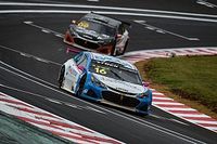 Stock Series: Mathias de Valle vence corrida após briga a três em Cascavel