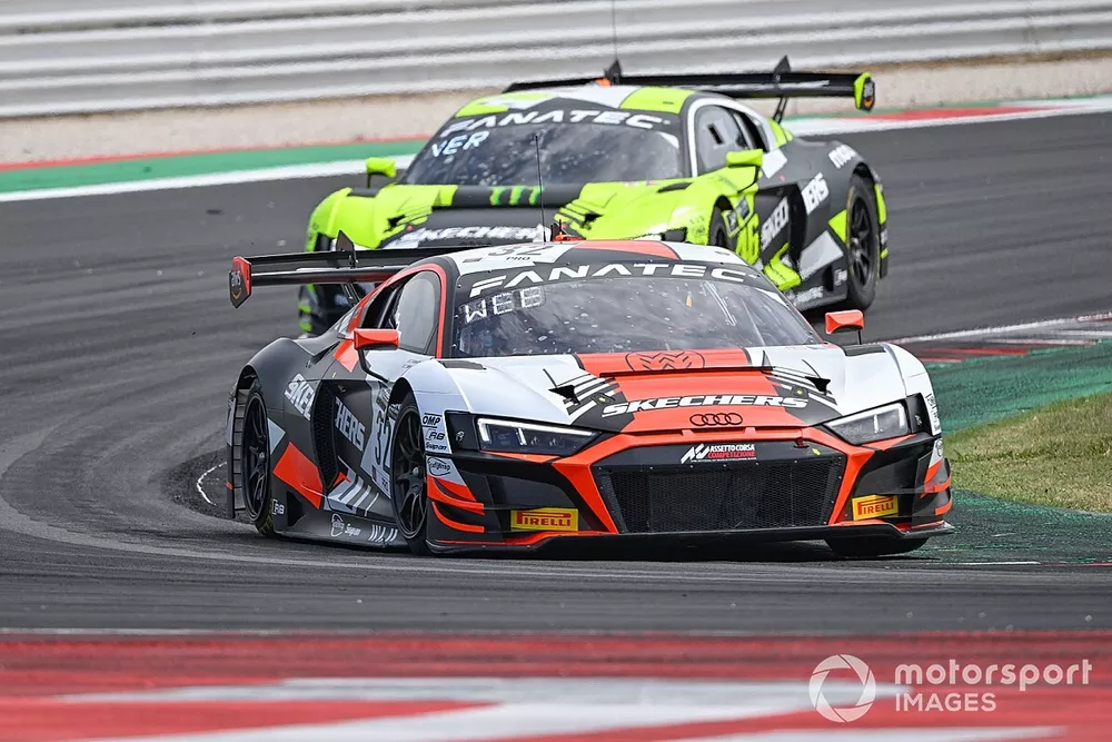 #32 Team WRT, Audi R8 LMS Evo II GT3: Charles Weerts, Dries Vanthoor