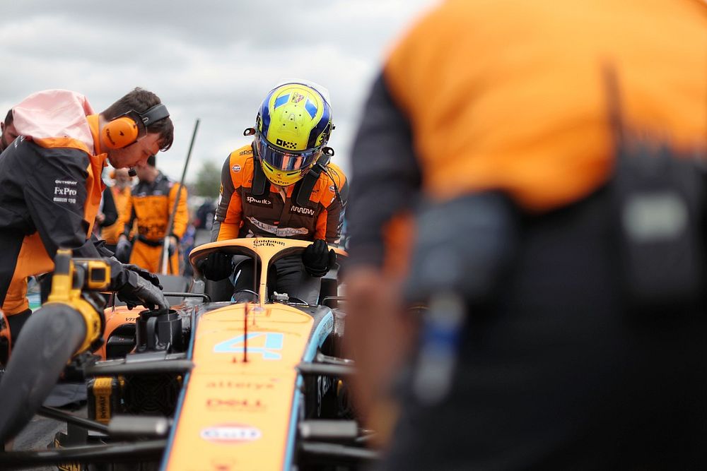 Lando Norris, McLaren MCL36, arrives on the grid