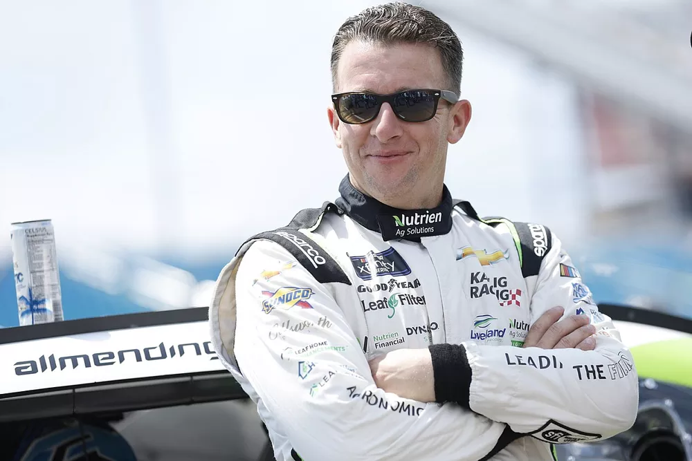 AJ Allmendinger, Kaulig Racing, Nutrien Ag Solutions Chevrolet Camaro